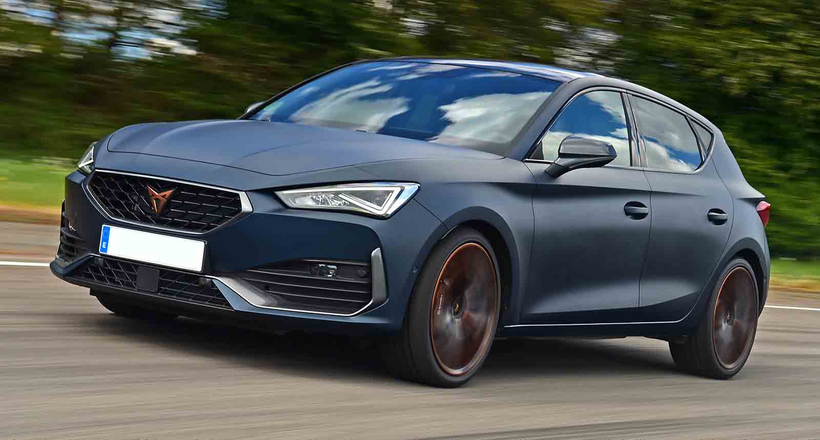 Deals on leasing a Cupra Leon car VZ1 Hatchback 2.0L Petrol DSG